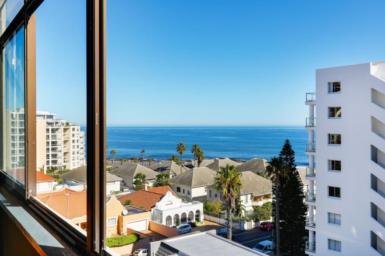 Backup-Powered Bantry Bay View 2 Bed Apartment ケープタウン エクステリア 写真